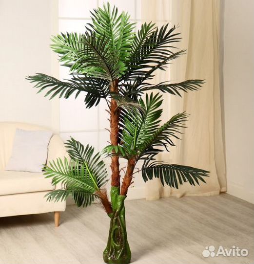 Искусственная пальма