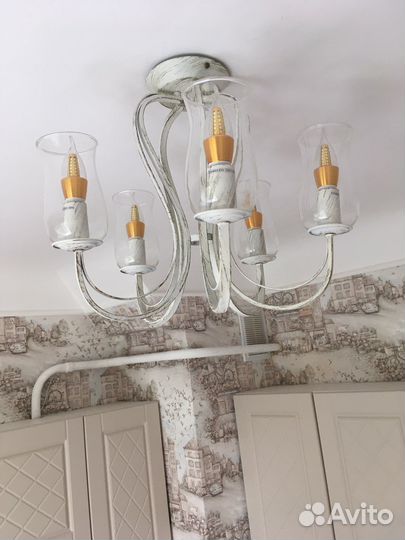 Люстра потолочная