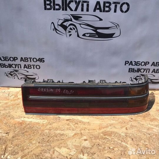 Фонарь задний правый Toyota Cresta GX81 1989