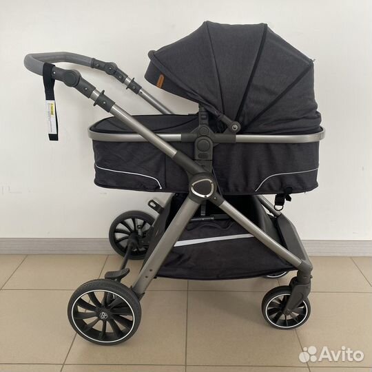 Коляска 3в1 Luxmom V8 с теплым конвертом