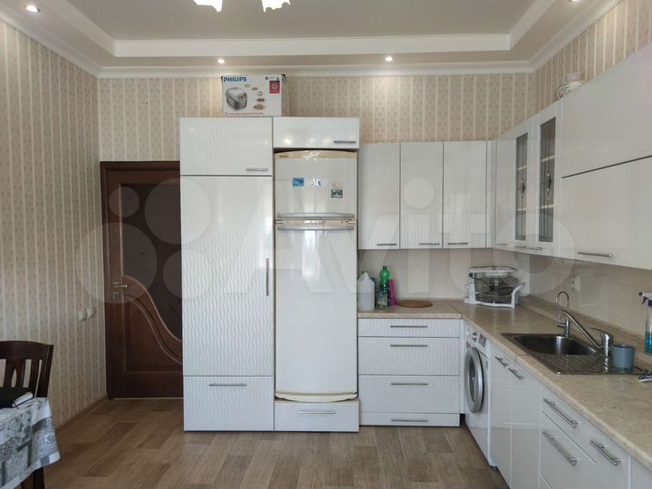 2-к. квартира, 76,6 м², 3/7 эт.