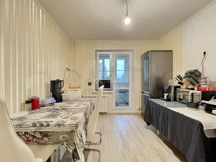 3-к. квартира, 80 м², 6/9 эт.