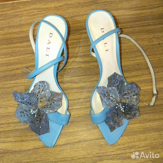 Босоножки женские 36 размер