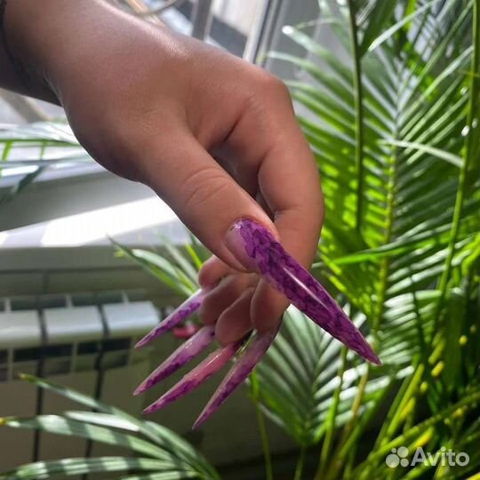 Модель на Наращивание ногтей, маникюр, педикюр