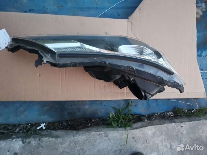 Тойота рав 4 фара правая