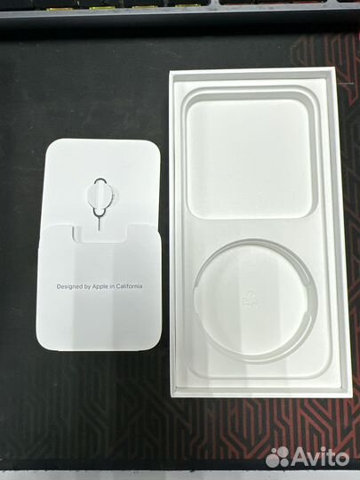 Коробка от Apple iPhone 14 pro