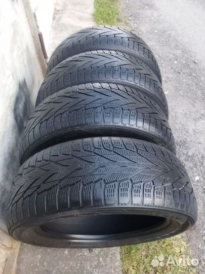 Nokian Tyres Hakkapeliitta R2 235/55 R19
