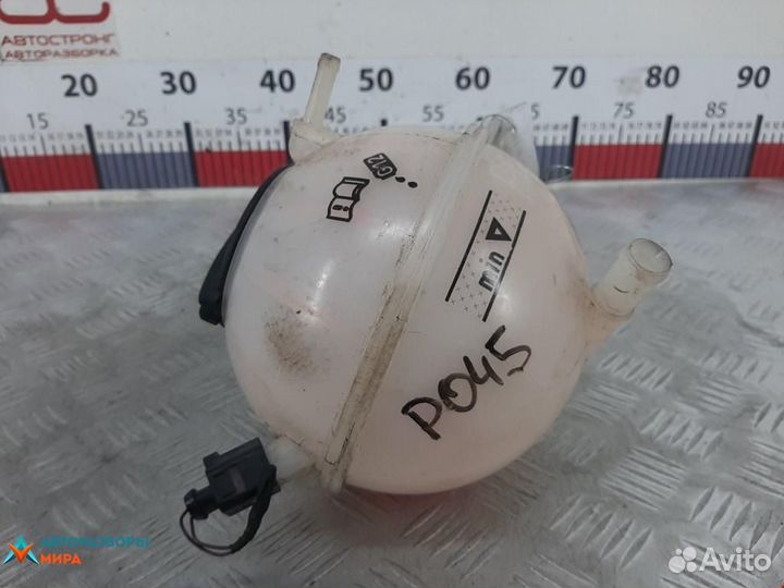 Бачок расширительный Audi Q3 8U рест. 2014