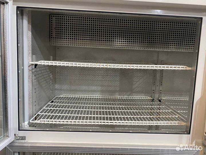 Холодильный шкаф