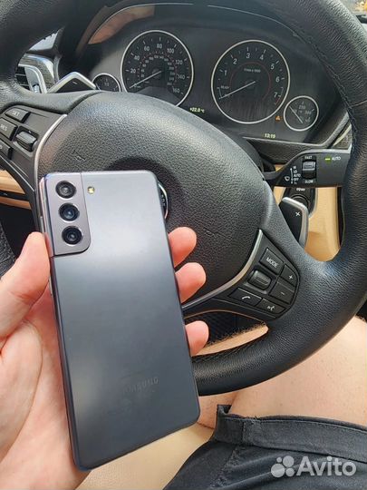 Samsung Galaxy S21, 8/128 ГБ