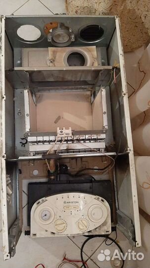 Газовый котел Аристон на запчасти
