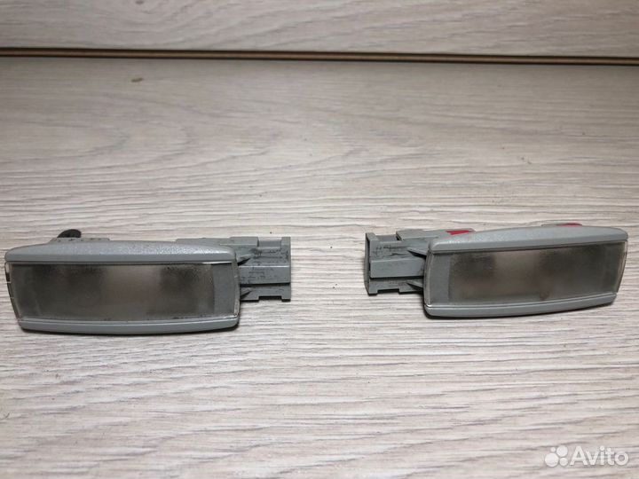 Плафон салонный VAG 1k0947109