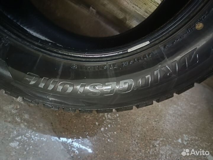 Bridgestone Blizzak DM-V2 265/60 R18
