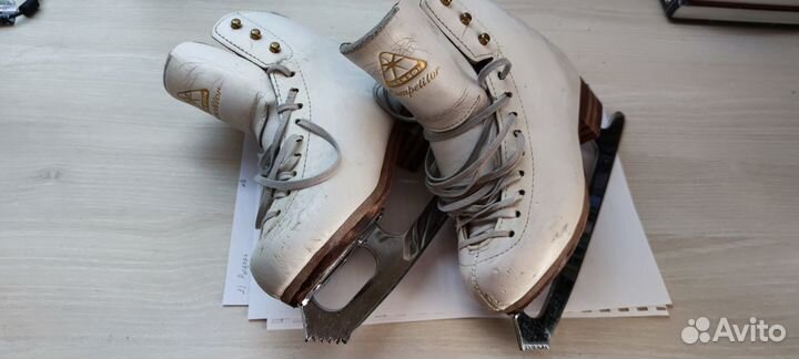 Продам коньки Jackson