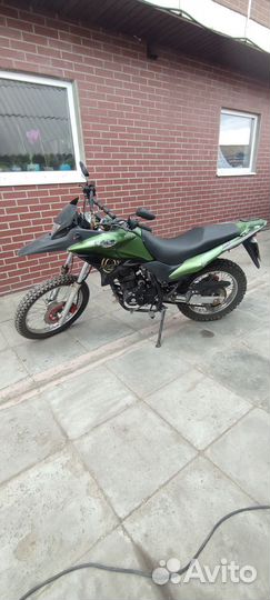 Мотоцикл econika 250