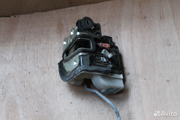 Замок двери левый передний Kia Cerato 2013-2020