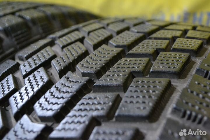 Hankook Nordik IS RW08 235/60 R17