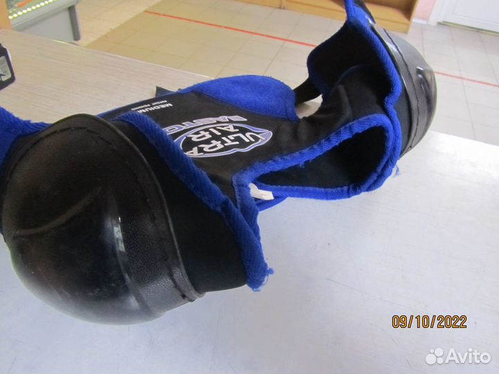 Хоккейный нагрудник Б/У Easton Ultra AIR