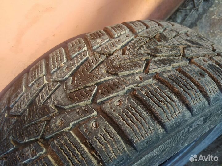 Nokian Tyres Hakkapeliitta 7 195/65 R15 95T