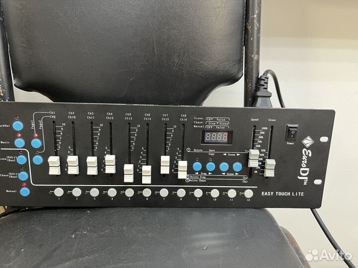 Управление световыми приборами euro DJ Easy Touch