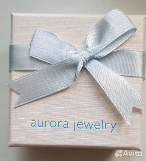 Подвеска из белого золота