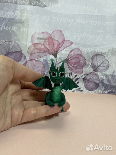 Миниатюрная игрушка Дракончик. Ручная работа