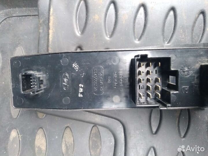 Блок кнопок стеклоподъёмников LADA vesta