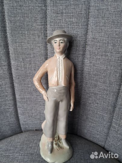 Статуэтка фарфор Испания