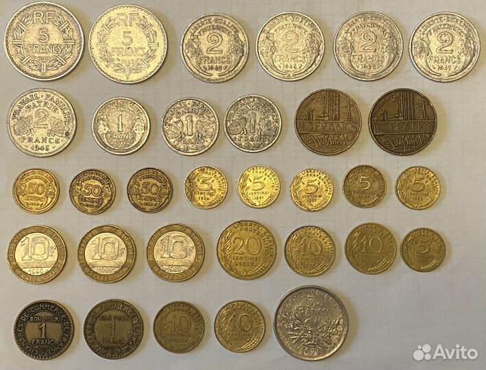 32 монеты Франции