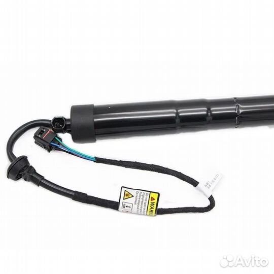 Новый привод багажника VW Touareg 7P6827851D