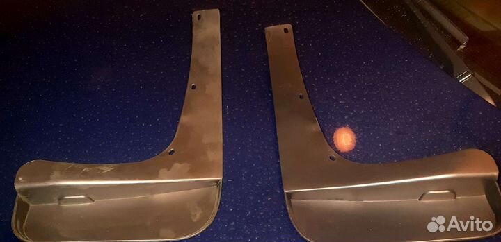 Новые задние брызговики Infiniti FX 35,37,50, QX70