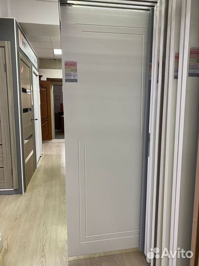 Дверь межкомнатная Эстет эмаль белая