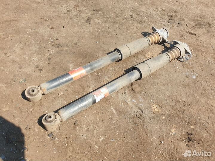 Амортизаторы задние Skoda Octavia Tour A4 Октавия