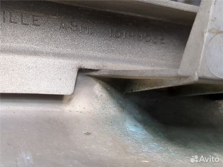 Решетка радиатора GMC Envoy, 2002