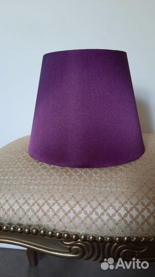 Туалетный столик с откидным зеркалом