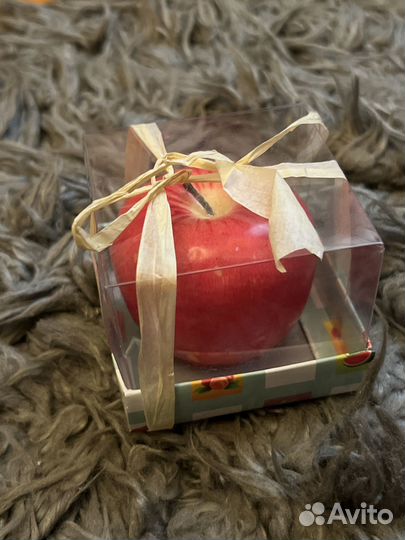 Свеча в форме яблока Modi