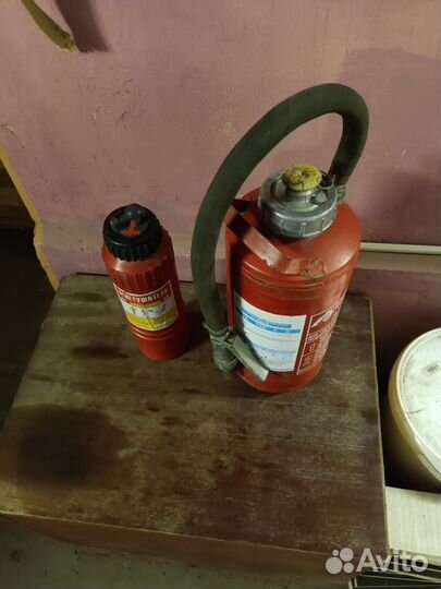 Огнетушитель порошковый