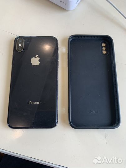 iPhone X, 64 ГБ