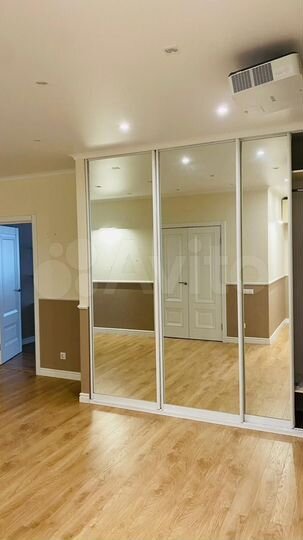 4-к. квартира, 144,4 м², 10/19 эт.