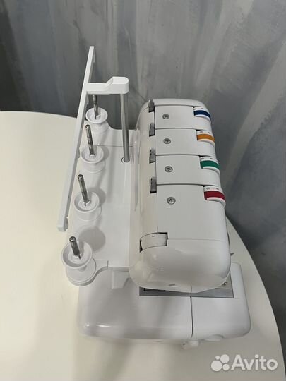 Оверлок comfort 140