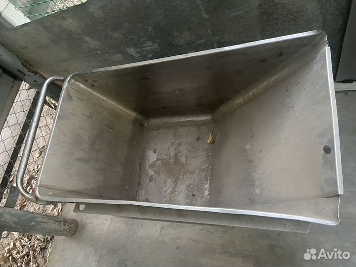 Тележка для винного сусла