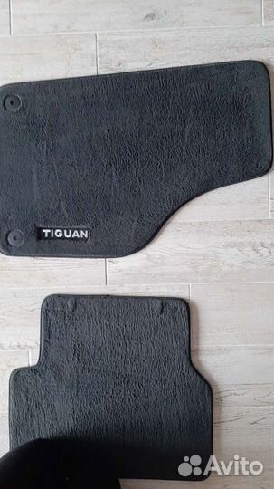 Автомобильные коврики ворсовые на tiguan