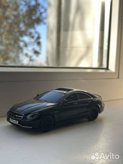 Модель автомобиля cls 63 amg (wengallbi )