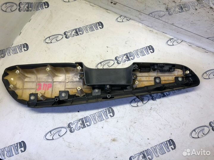 Ручка обшивки двери Mitsubishi Outlander 1 пр.З