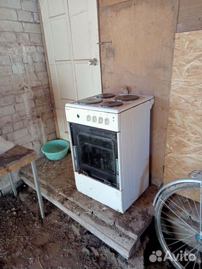 Плита электрическая бу с духовкой (веко)
