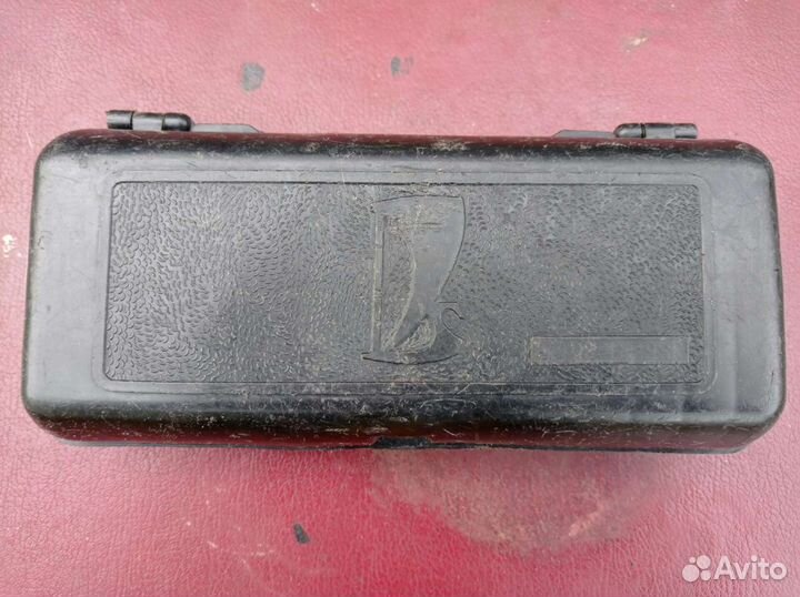 Инструментальная оригинальная коробка на Ваз 2101