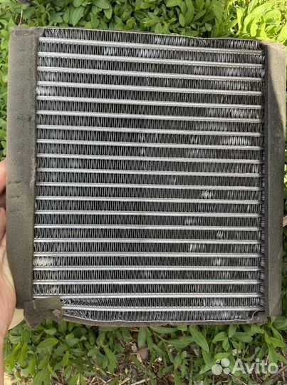 Радиатор кондиционера салона