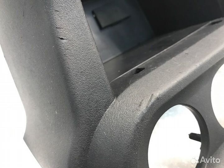 Накладка в салоне Mitsubishi Lancer 10 хетчбек 1.8