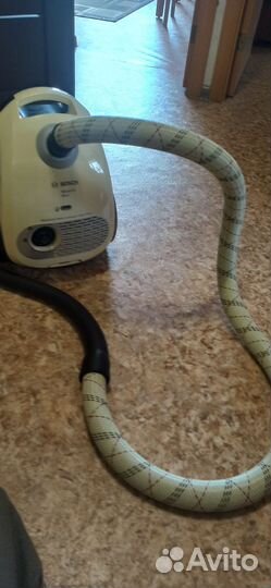 Пылесос Bosch moveon mini