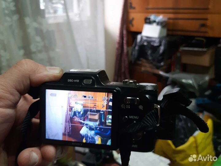 Sony DSC-H10 CyberShot 8.1mPx 3